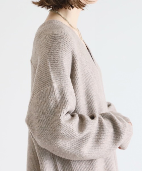 reca(レカ)の「深Vネックニットトップス(ニット/セーター・レディース・ブラック/ブルーグレー/オートミール/ダークベージュ/チャコールグレー・FREE)」の13枚目の写真