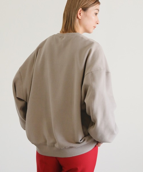 select MOCA（セレクトモカ）の「裏起毛ビッグボリュームスウェットトップス（スウェット・レディース・ブラック/アイボリー/グレイッシュベージュ・FREE）」の15枚目の写真