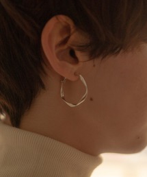 【novice】Twisted Hoop Pierce