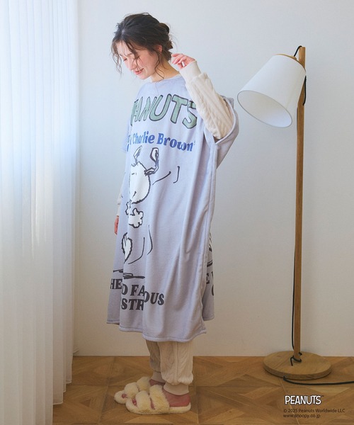 PEANUTS/ピーナッツ】ノリノリSNOOPY/スヌーピーあったか着るフリース