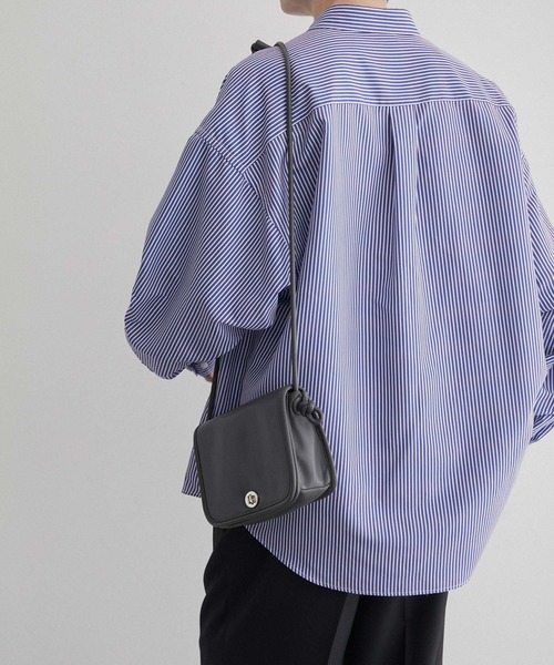 JUNRED（ジュンレッド）の「シンセティックレザーショルダーバッグ（ショルダーバッグ・メンズ・ブラック/チャコールグレー/ブラック系その他・FREE）」の6枚目の写真