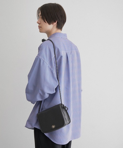 JUNRED（ジュンレッド）の「シンセティックレザーショルダーバッグ（ショルダーバッグ・メンズ・ブラック/チャコールグレー/ブラック系その他・FREE）」の10枚目の写真