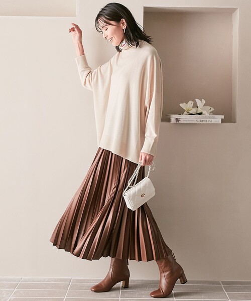 23区（ニジュウサンク）の「【洗える】レザーライクサテン