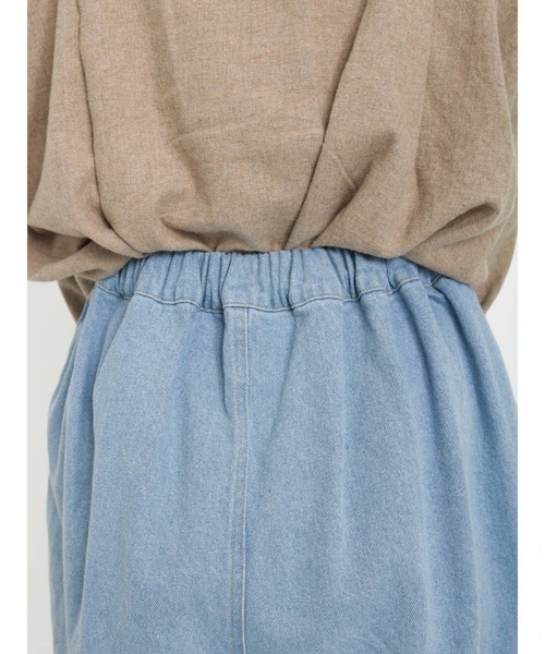Samansa Mos2(サマンサ モスモス)の「デニム裾タックパンツ(デニムパンツ・レディース・ブルー/サックスブルー・フリ-)」の21枚目の写真