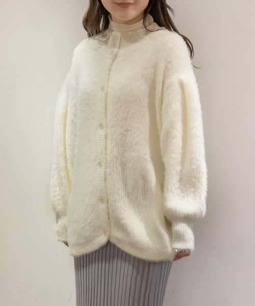 RANDA(ランダ)の「シャギーニットカーディガン(カーディガン/ボレロ・レディース・ピンク/ホワイト/ブルー/グレイッシュベージュ・FREE)」の2枚目の写真