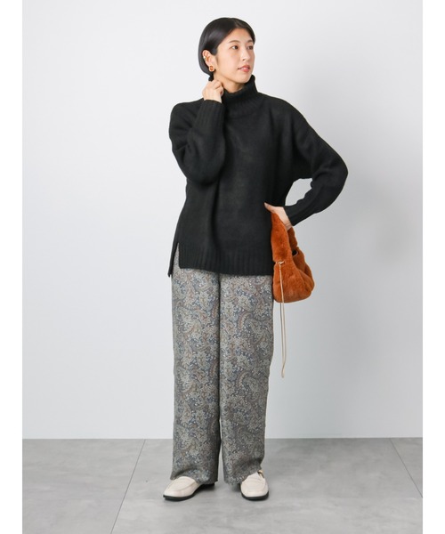 Lugnoncure（ルノンキュール）の「◎カラータートルニット（ニット/セーター・レディース・ブラック/オフホワイト/ブルー/レッド・ﾌﾘ-）」の7枚目の写真