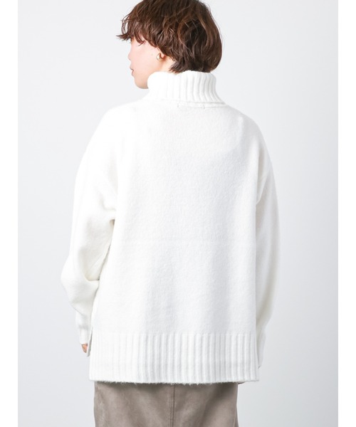 Lugnoncure（ルノンキュール）の「◎カラータートルニット（ニット/セーター・レディース・ブラック/オフホワイト/ブルー/レッド・ﾌﾘ-）」の5枚目の写真