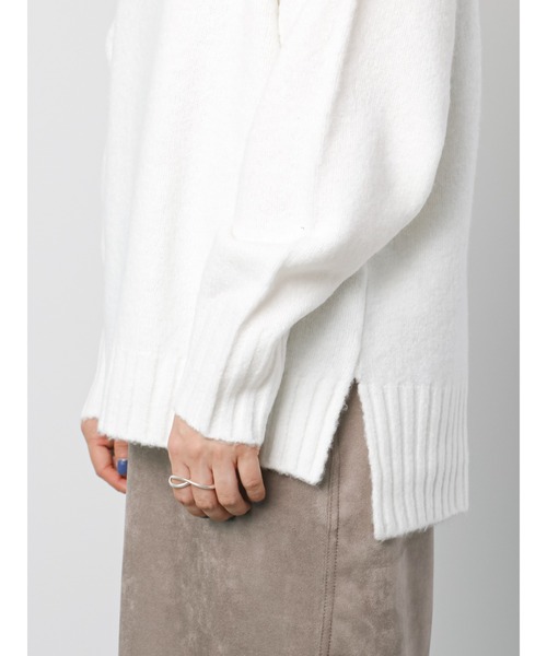 Lugnoncure（ルノンキュール）の「◎カラータートルニット（ニット/セーター・レディース・ブラック/オフホワイト/ブルー/レッド・ﾌﾘ-）」の8枚目の写真