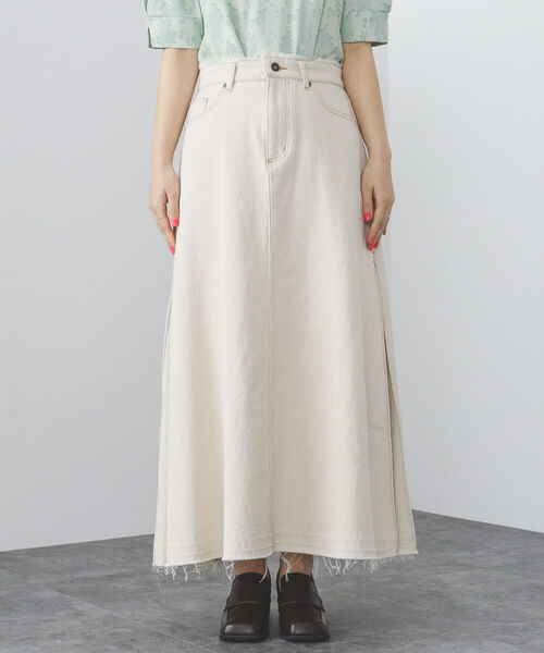 BEAMS HEART(ビームスハート)の「BEAMS HEART / サイドタック デニムスカート(デニムスカート・レディース・ホワイト系その他/ネイビー・SMALL/MEDIUM)」の12枚目の写真