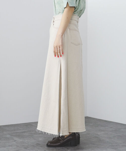 BEAMS HEART(ビームスハート)の「BEAMS HEART / サイドタック デニムスカート(デニムスカート・レディース・ホワイト系その他/ネイビー・SMALL/MEDIUM)」の13枚目の写真