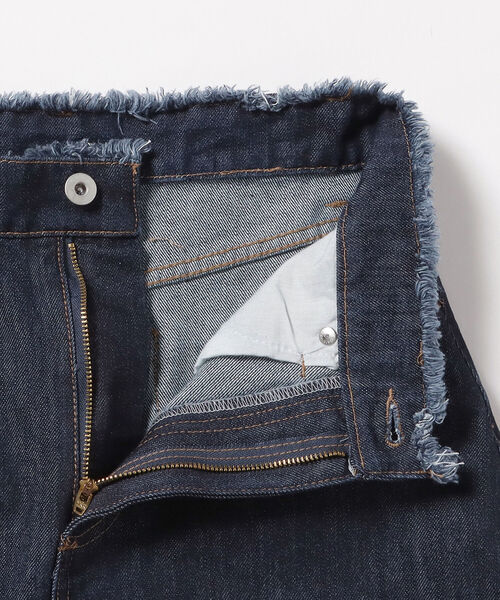 BEAMS HEART(ビームスハート)の「BEAMS HEART / サイドタック デニムスカート(デニムスカート・レディース・ホワイト系その他/ネイビー・SMALL/MEDIUM)」の21枚目の写真