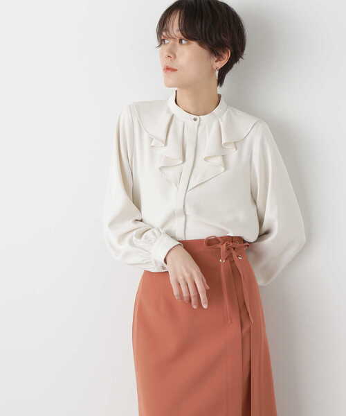 N.（N. Natural Beauty Basic）（エヌエヌナチュラルビューティーベーシック）の「◆フレアネックトロミブラウス（シャツ/ブラウス・レディース・ライトグリーン/ブルー/オフホワイト・MEDIUM）」の14枚目の写真