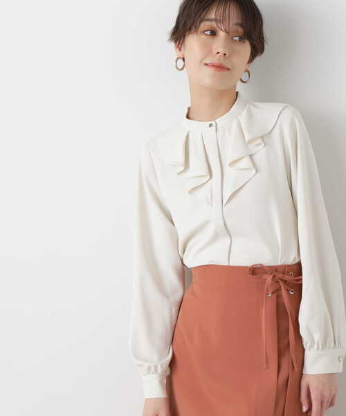 N.（N. Natural Beauty Basic）（エヌエヌナチュラルビューティーベーシック）の「◆フレアネックトロミブラウス（シャツ/ブラウス・レディース・ライトグリーン/ブルー/オフホワイト・MEDIUM）」の17枚目の写真