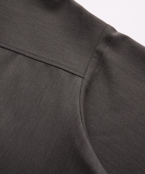 SERACE（セラス）の「【SERACE】Loose silhouette shirt / ルーズシルエットシャツ（シャツ/ブラウス・メンズ・ブラック/オフホワイト/チャコールグレー/ダークブルー/グレイッシュベージュ/ダークグリーン/ライトブルー/ワインレッド/ブラック系・M/L/S）」の22枚目の写真