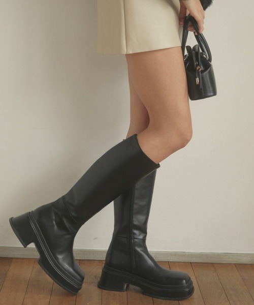 ACYM(アシーム)の「Square sole long ブーツ(ブーツ・レディース・ブラック・SMALL/MEDIUM/LARGE)」の21枚目の写真