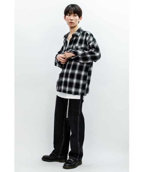 Beno(ビーノ)の「オンブレチェック ルーズシルエット シャツ(シャツ/ブラウス・メンズ・ブルー/レッド/ブラック/オレンジ・M/L)」の18枚目の写真