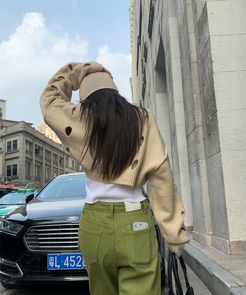 LYEON(リヨン)の「スラッシュショートニット(ニット/セーター・レディース・ベージュ/グリーン・FREE)」の18枚目の写真