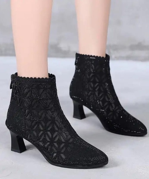 Burner(バーナー)の「【OKUOKU 0909】シースルーデザイン ショートブーツ oku-shoes-682175898014-565 U(ブーツ・レディース・ホワイト/ブラック・35/39/38/36/37/40)」の2枚目の写真