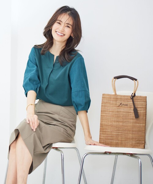 J.PRESS(ジェイプレス)の「【WEB限定・A4サイズ収納可】 マダガスカルラフィア トート バッグ(トートバッグ・レディース・ブルー系1/ブラウン系3/ブラック系2/ベージュ系2・F)」の7枚目の写真