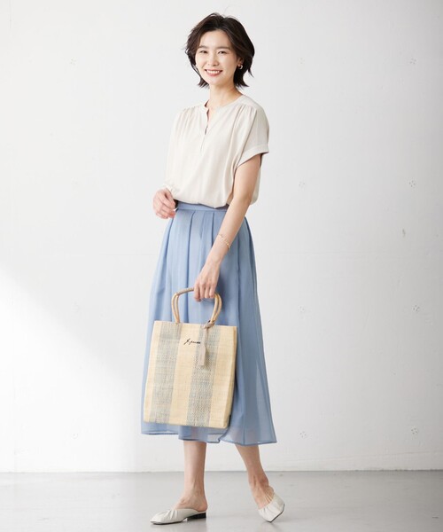 J.PRESS(ジェイプレス)の「【WEB限定・A4サイズ収納可】 マダガスカルラフィア トート バッグ(トートバッグ・レディース・ブルー系1/ブラウン系3/ブラック系2/ベージュ系2・F)」の17枚目の写真