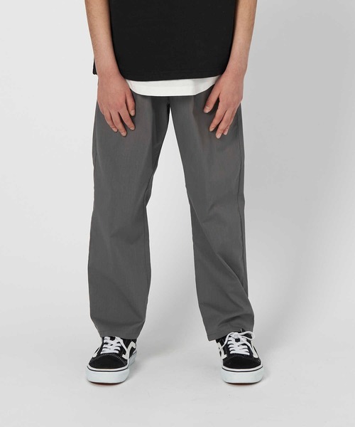 MPS（エムピーエス）の「【接触冷感】【MPS】サラサライージーパンツ / 吸水速乾（その他パンツ・キッズ・グリーン/カーキブラウン/グレー/ブラック/ホワイト×ブルー/ホワイト×ブラック・110/120/130/140/150/160）」の4枚目の写真