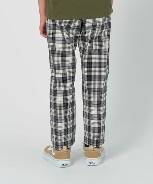 MPS（エムピーエス）の「【接触冷感】【MPS】サラサライージーパンツ / 吸水速乾（その他パンツ・キッズ・グリーン/カーキブラウン/グレー/ブラック/ホワイト×ブルー/ホワイト×ブラック・110/120/130/140/150/160）」の9枚目の写真