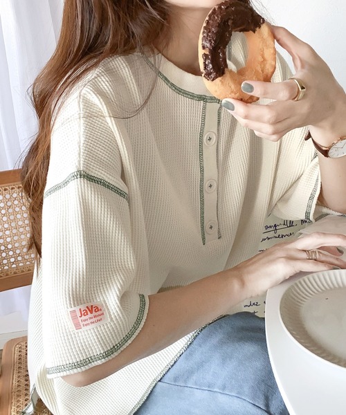 Java(ジャバ)の「《JAVAジャバ 別注》ラフヴィンテージ。2wayピグメントワッフル バックヘンリープルオーバー(Tシャツ/カットソー・レディース・ブルー/チャコールグレー/アイボリー・LARGE/MEDIUM/SMALL/X-LARGE)」の8枚目の写真