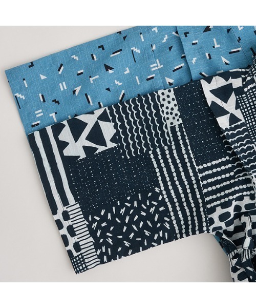 b・ROOM（ビールーム）の「モダン柄デザイン甚平（浴衣・キッズ・ネイビー/ブルー・100cm/110cm/120cm/130cm）」の5枚目の写真