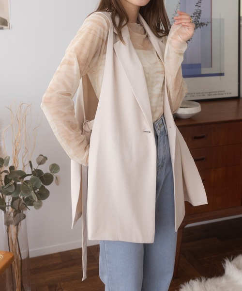 Ada.（エイダ）の「サイドベルト スリット テーラード ジレ ベスト