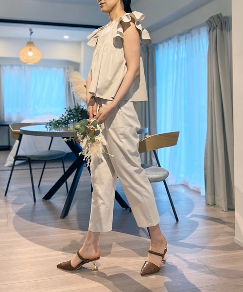Jewelobe（ジュエローブ）の「ショルダーフリルトップス×イージーパンツ セットアップ（セットアップ・レディース・ホワイト/ベージュ/ブラック・FREE）」の13枚目の写真