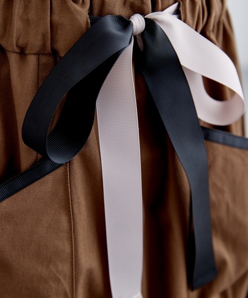 miclat（ミクラ）の「大きいサイズ　ミリタリー風スカート　miclat（スカート・レディース・カーキ/モカ・L/LL/3L/4L/5L）」の5枚目の写真