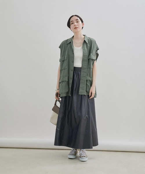 SALON adam et rope'（サロン アダム エ ロペ）の「レザーライクギャザーフレアスカート【洗える】（スカート・レディース・ダークブラウン/ブラック・FREE）」の6枚目の写真