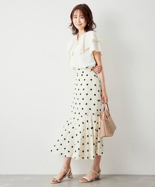 ROPE' PICNIC（ロペピクニック）の「ラッフルフリルブラウス（柄＆無地）（シャツ/ブラウス・レディース・オフホワイト/ホワイト系その他/ブラック系その他・38）」の17枚目の写真