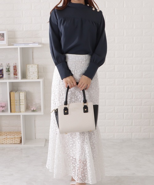 Lace Ladies(レースレディース)の「パールボタンプチハイネックギャザーブラウス(シャツ/ブラウス・レディース・ネイビー/ブラック/アイボリー/グレー・S/FREE)」の14枚目の写真