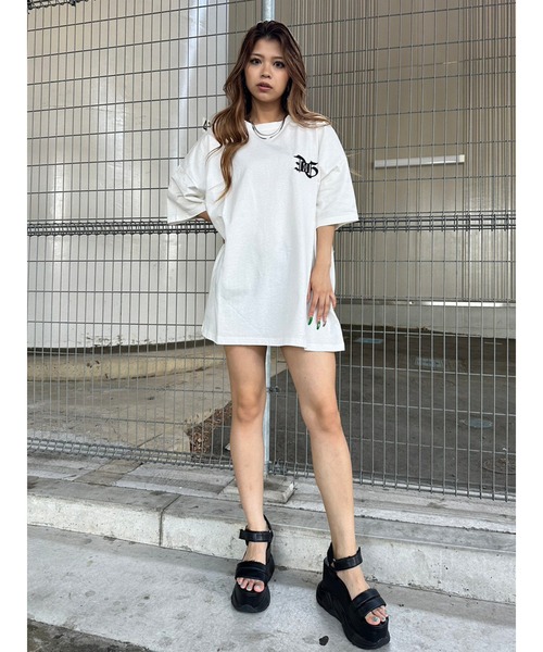 EGOIST(エゴイスト)の「BIG刺繍ユニセックス Tシャツ(Tシャツ/カットソー・レディース・ベージュ/ホワイト/ブルー/ブラック・FREE)」の19枚目の写真