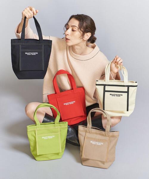 BEAUTY&YOUTH UNITED ARROWS(ビューティーアンドユースユナイテッドアローズ)の「【WEB限定】キャンバス フロントポケット ロゴトートバッグ(トートバッグ・レディース・モカ/レッド/ライム/ブラック/ナチュラル・FREE)」の7枚目の写真