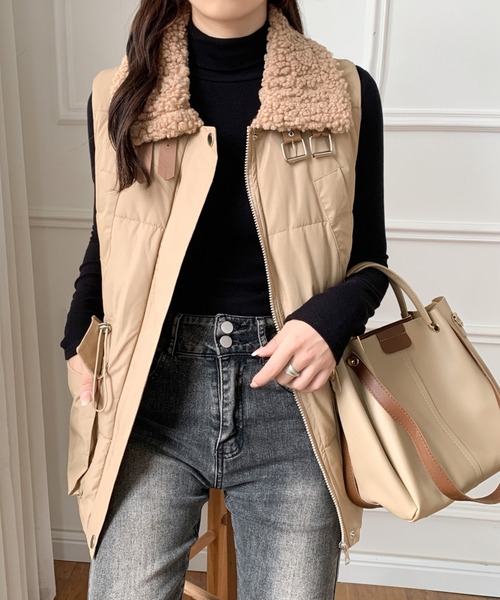 ABITOKYO（アビトーキョー）の「襟ボアスタンドカラー中綿ベスト（ダウンベスト・レディース・ベージュ/ブラック/アイボリー・FREE）」の4枚目の写真