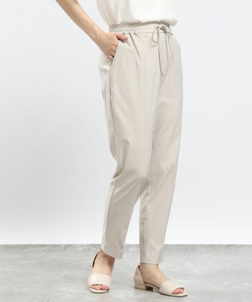 GLOBAL WORK Smile Seed Store（グローバルワーク スマイルシードストア）の「NRストレッチイージーテーパードパンツ/180917（その他パンツ・レディース・ブラック/アイボリー/グレー/ネイビー/ベージュ/その他・MEDIUM/LARGE/SMALL/X-LARGE）」の2枚目の写真