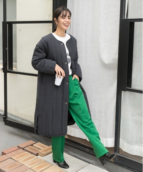 ad thie(アドティエ)の「キルティング 中綿 ロングコート(ノーカラーコート・レディース・カーキ/ナチュラル/ブラック/ベージュ・FREE)」の5枚目の写真
