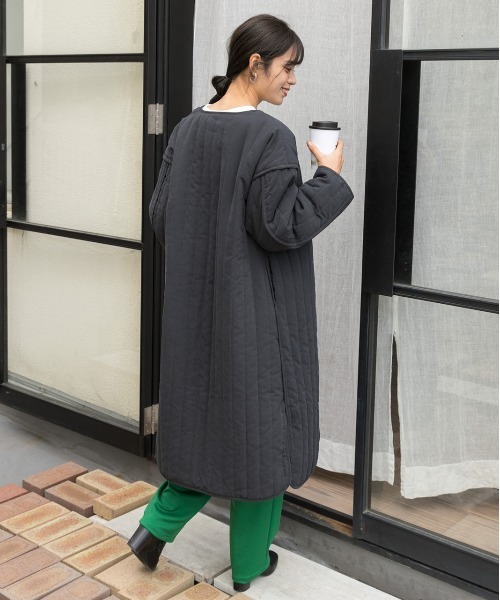 ad thie(アドティエ)の「キルティング 中綿 ロングコート(ノーカラーコート・レディース・カーキ/ナチュラル/ブラック/ベージュ・FREE)」の6枚目の写真