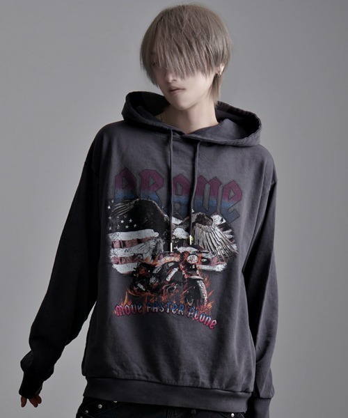 【セール】『CavariA/キャバリア』ハードグラフィック加工長袖プルパーカー（パーカー）｜SILVER BULLET（シルバーバレット） 6,072円