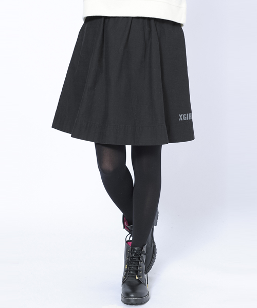 X-girl（エックスガール）の「MILITARY GATHERD SKIRT（スカート・レディース・カモフラージュ/ブラック/オリーブ・1/2）」の2枚目の写真