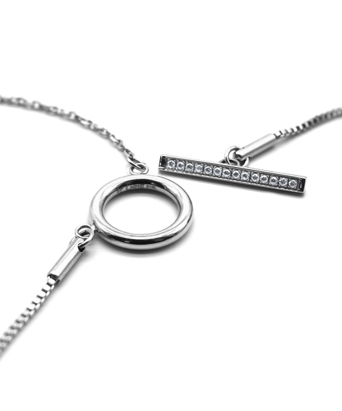 LHME（エルエイチエムイー）の「【WEB限定】”Enhance”ビジューY字ネックレス/ジルコニア/サージカルステンレス（金属アレルギー対応）【LHME / エルエイチエムイー】（ネックレス・レディース・シルバー/ゴールド・70cm）」の6枚目の写真