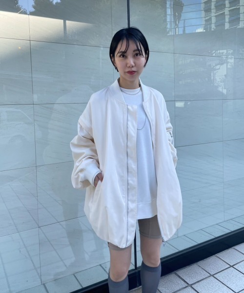 emmi（エミ）の「【emmi atelier】ewcロゴスエット（Tシャツ/カットソー・レディース・ネイビー/ホワイト・FREE）」の6枚目の写真