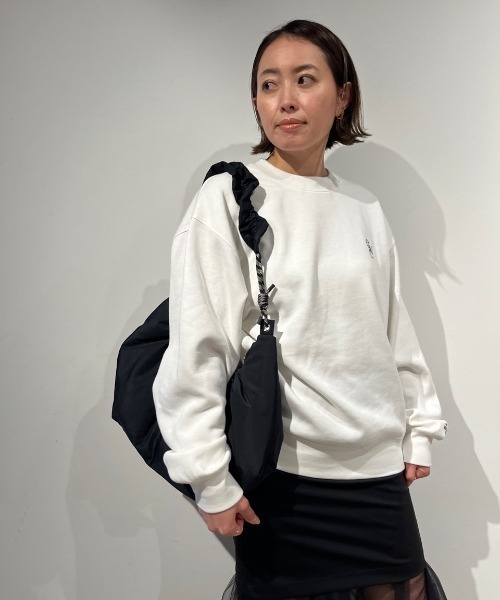 emmi（エミ）の「【emmi atelier】ewcロゴスエット（Tシャツ/カットソー・レディース・ネイビー/ホワイト・FREE）」の19枚目の写真