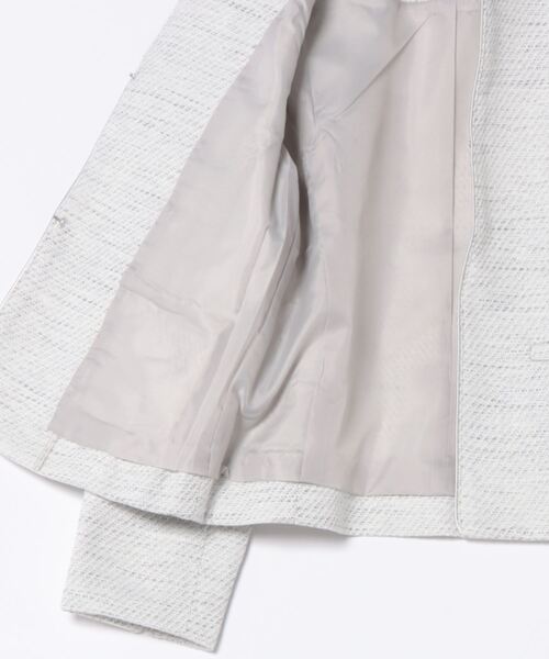 最終値下げ our パイピング使いのノーカラージャケット ライトグレー Honeys（ハニーズ）の「パイピング使いツイードノーカラージャケット