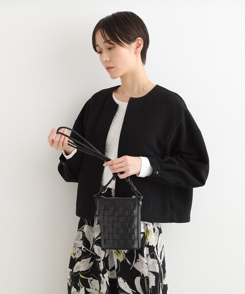 INDIVI(インディヴィ)の「◆【合皮/トレンド】クロス編みポシェットバッグ(ショルダーバッグ・レディース・ライトブルー/ブラック・00)」の17枚目の写真