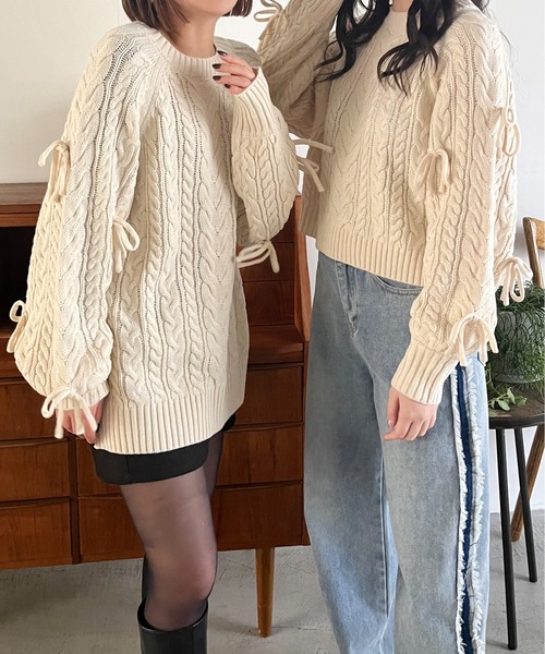 Rejoule(リジュール)の「ケーブル編み袖リボンニットトップス(ニット/セーター・レディース・ミックスグレー/ブラック/アイボリー・S/L)」の2枚目の写真