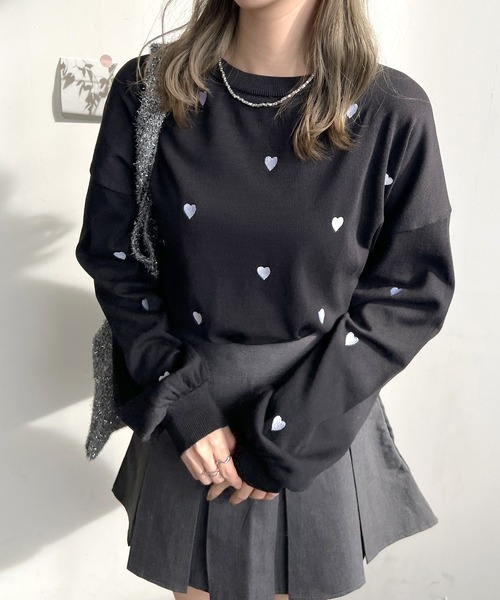 Futier land(フューティアランド)の「ミニハート刺繍トップス(Tシャツ/カットソー・レディース・アイボリー/ブラック/ホワイト・FREE)」の3枚目の写真