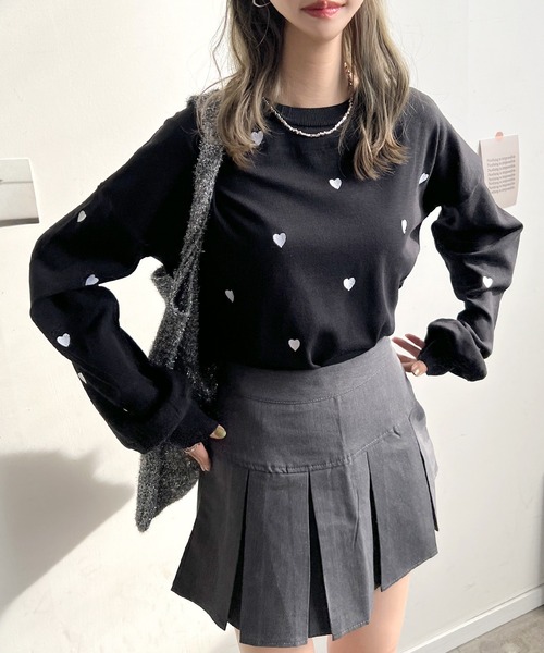 Futier land(フューティアランド)の「ミニハート刺繍トップス(Tシャツ/カットソー・レディース・アイボリー/ブラック/ホワイト・FREE)」の21枚目の写真